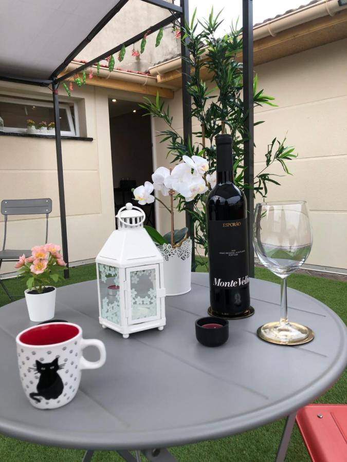 Apartamento Paris-Eiffel, Bienvenue -Terrasse -Netflix Pantin Exterior foto