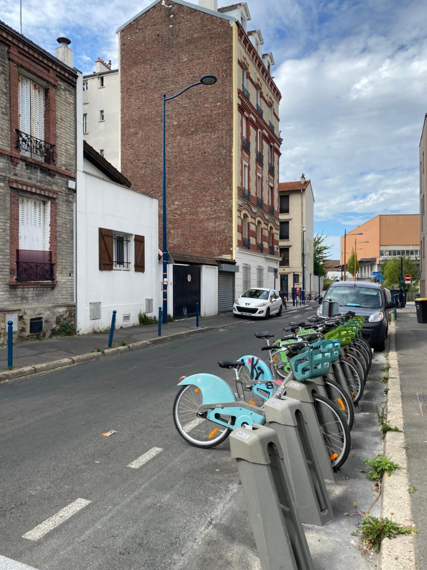 Apartamento Paris-Eiffel, Bienvenue -Terrasse -Netflix Pantin Exterior foto